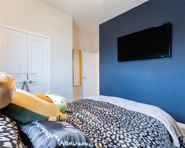 10807 SW 232nd Ter, Homestead, FL 33032