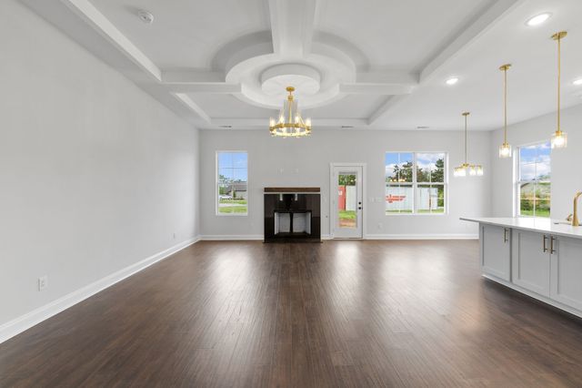 67 Summerset Dr, Winchester, TN 37398