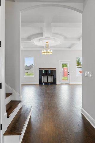 67 Summerset Dr, Winchester, TN 37398