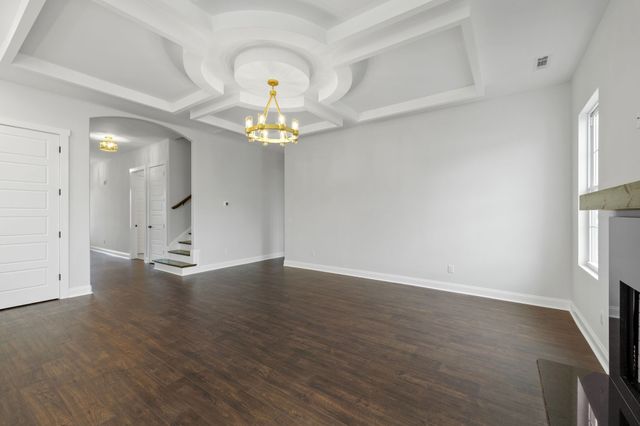 67 Summerset Dr, Winchester, TN 37398