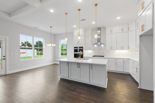 67 Summerset Dr, Winchester, TN 37398