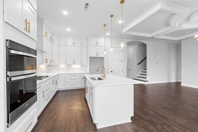 67 Summerset Dr, Winchester, TN 37398