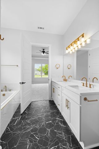 67 Summerset Dr, Winchester, TN 37398