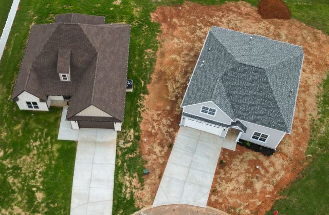 67 Summerset Dr, Winchester, TN 37398