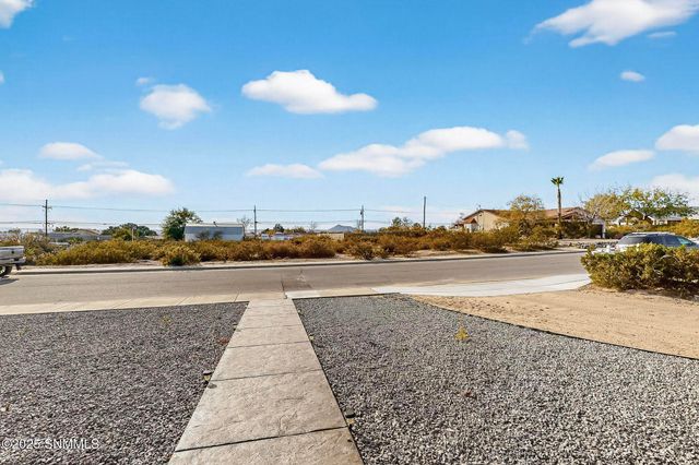 4020 Nemesh Drive, Las Cruces, NM 88005