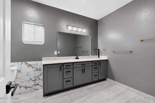 4020 Nemesh Drive, Las Cruces, NM 88005