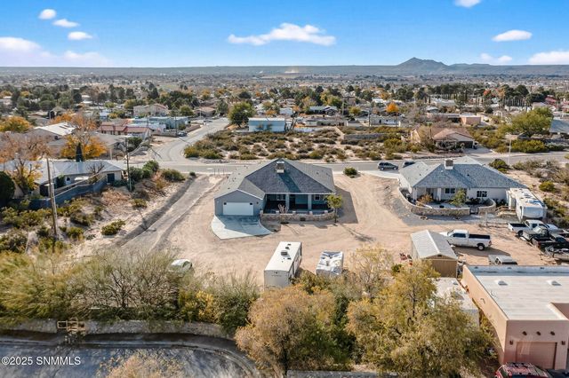 4020 Nemesh Drive, Las Cruces, NM 88005