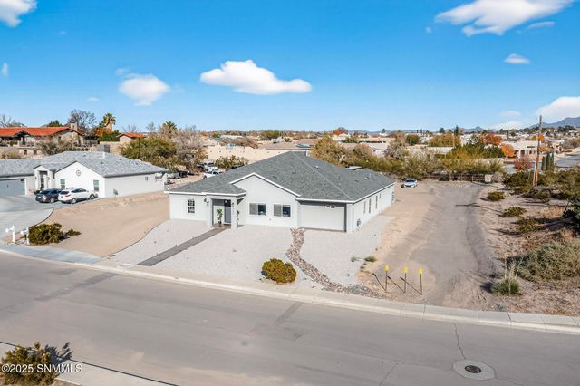 4020 Nemesh Drive, Las Cruces, NM 88005