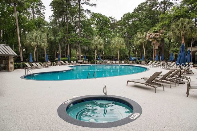 133 Arrow Road 14, Hilton Head Island, SC 29928