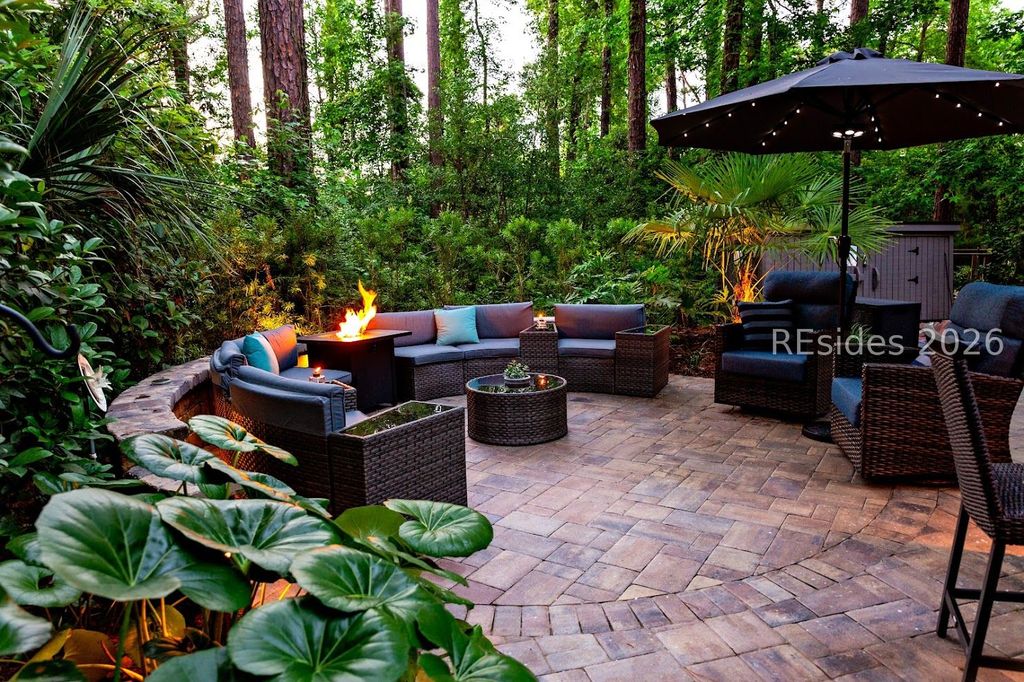 133 Arrow Road 14, Hilton Head Island, SC 29928