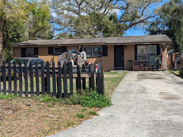 8209 N 18TH STREET, Tampa, FL 33604
