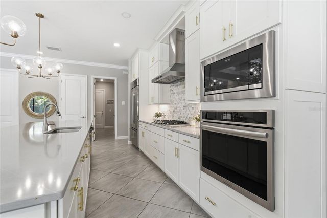 16008 TRADEWIND TERRACE, Bradenton, FL 34211