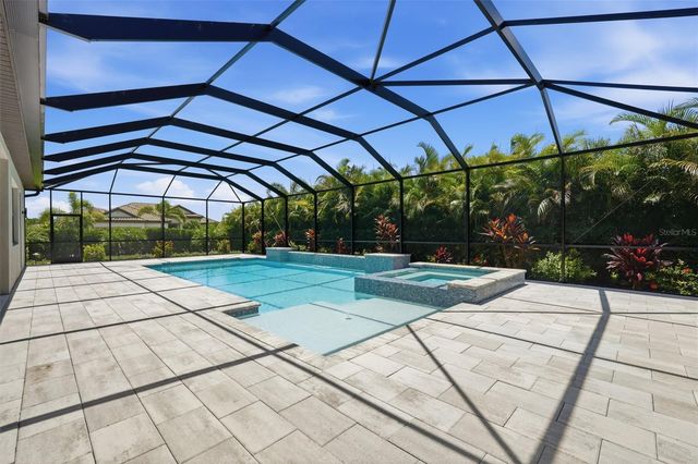 16008 TRADEWIND TERRACE, Bradenton, FL 34211