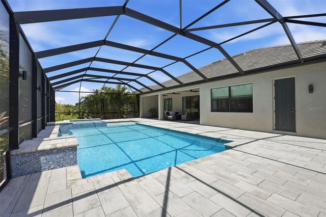 16008 TRADEWIND TERRACE, Bradenton, FL 34211