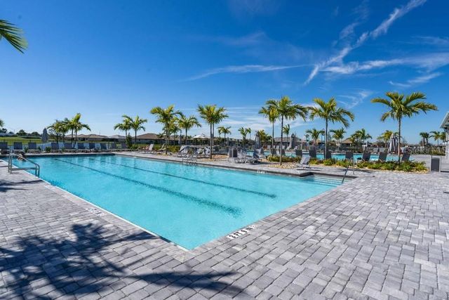 16008 TRADEWIND TERRACE, Bradenton, FL 34211
