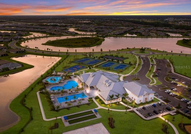 16008 TRADEWIND TERRACE, Bradenton, FL 34211