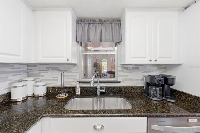 2947 25TH AVENUE N, St Petersburg, FL 33713