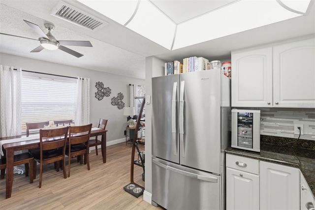2947 25TH AVENUE N, St Petersburg, FL 33713