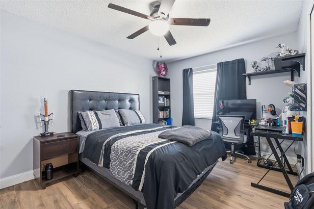 2947 25TH AVENUE N, St Petersburg, FL 33713