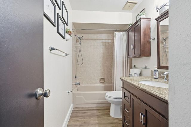 2947 25TH AVENUE N, St Petersburg, FL 33713
