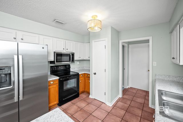 16204 W Pointer Drive, Foley, AL 36535