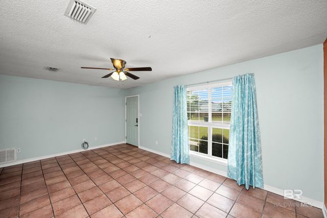 16204 W Pointer Drive, Foley, AL 36535