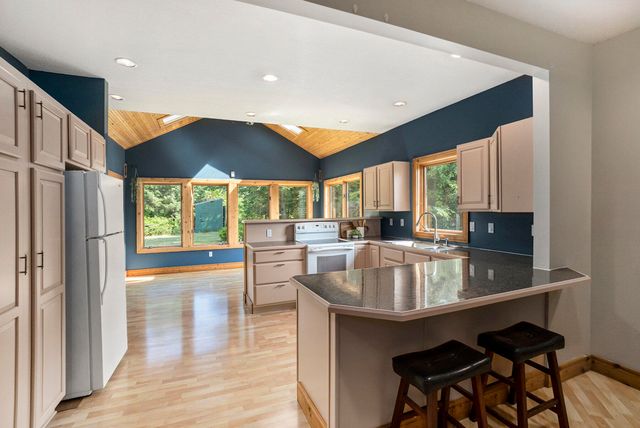 6483 N 144th Avenue, Crystal Twp, MI 49459