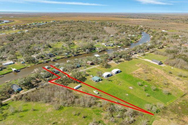 1331 Private Road 652, Sargent, TX 77414