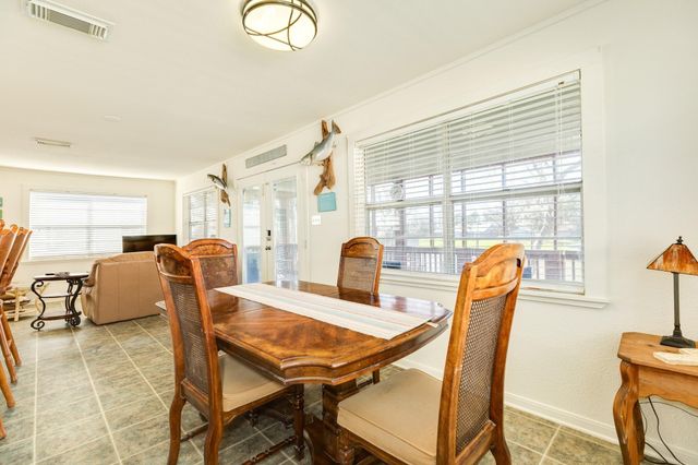 1331 Private Road 652, Sargent, TX 77414