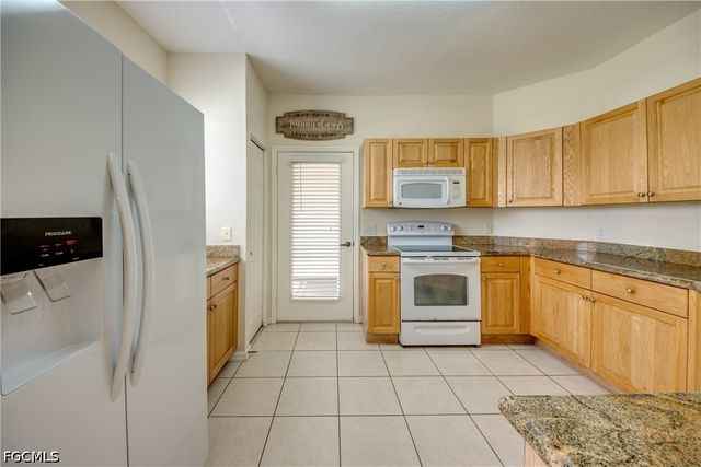 1763 Concordia Lake CIR 3303, Cape Coral, FL 33909