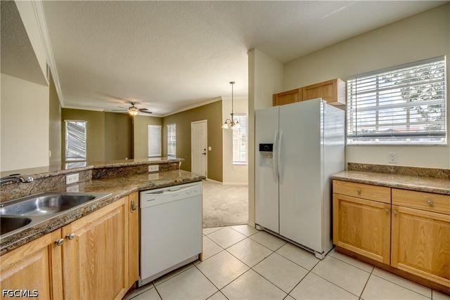 1763 Concordia Lake CIR 3303, Cape Coral, FL 33909
