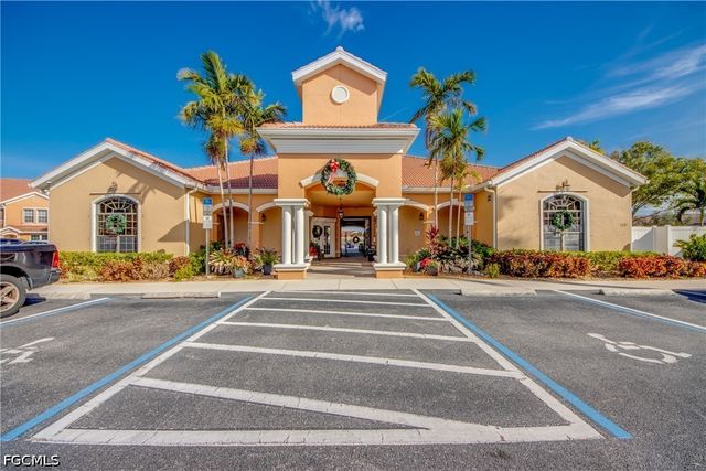 1763 Concordia Lake CIR 3303, Cape Coral, FL 33909