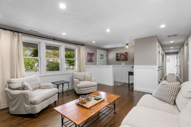 47 Country Lane, Dennis Port, MA 02639