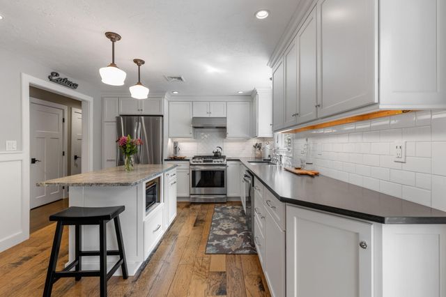 47 Country Lane, Dennis Port, MA 02639