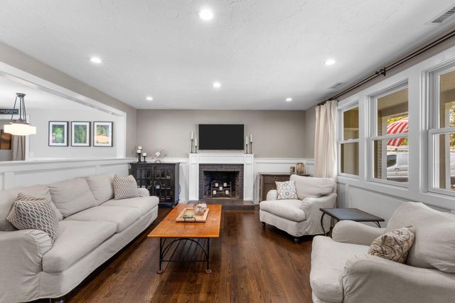 47 Country Lane, Dennis Port, MA 02639