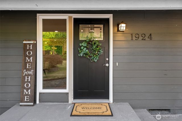 1924 107th Drive SE, Lake Stevens, WA 98258