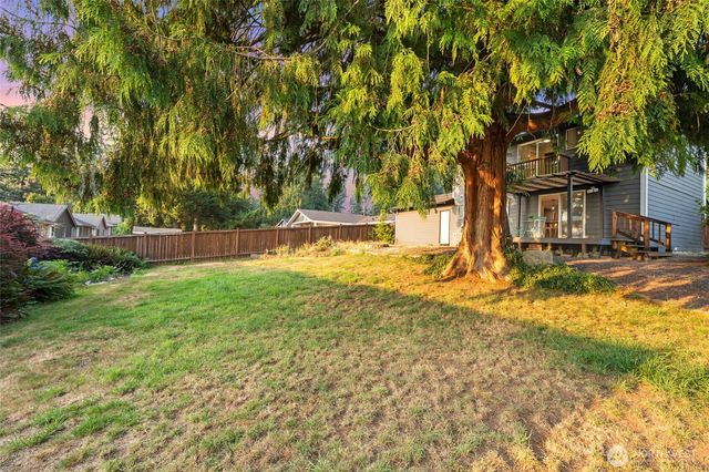 1924 107th Drive SE, Lake Stevens, WA 98258