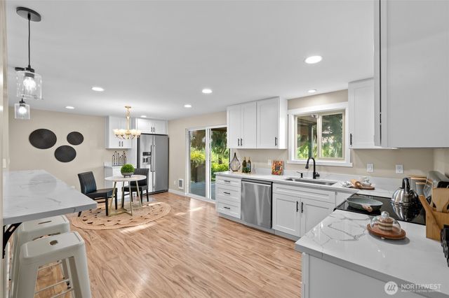 1924 107th Drive SE, Lake Stevens, WA 98258