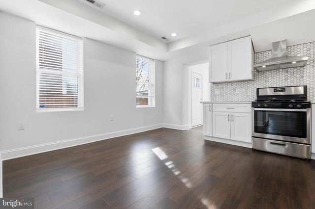 4203 EADS ST NE, Washington, DC 20019