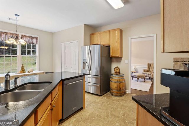 9815 Settlers Lane, Gainesville, GA 30506