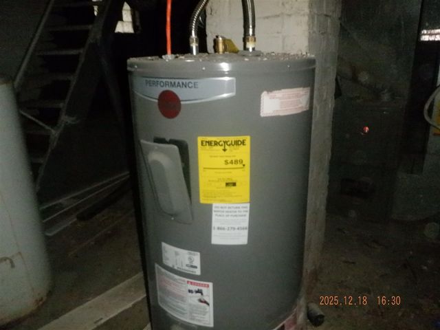 1313 Reed Avenue, Kalamazoo, MI 49001