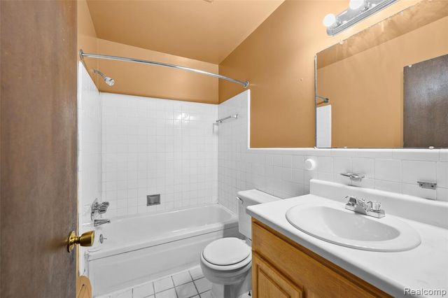 6015 Southfield Freeway 2, Detroit, MI 48228