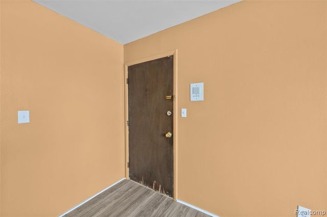 6015 Southfield Freeway 2, Detroit, MI 48228