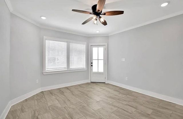 1606 Avenue L, Galveston, TX 77550