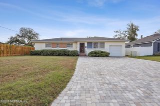 5714 ADAIR Circle, Jacksonville, FL 32210