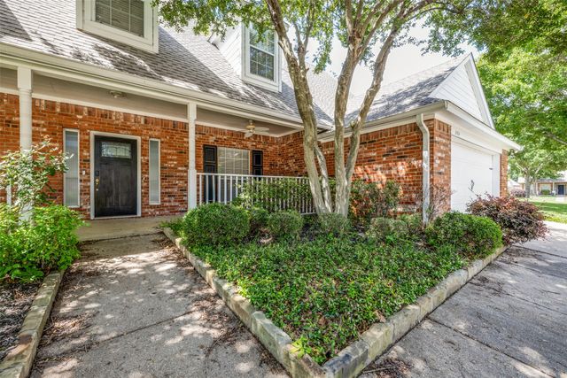 2404 Summer Court, Arlington, TX 76001