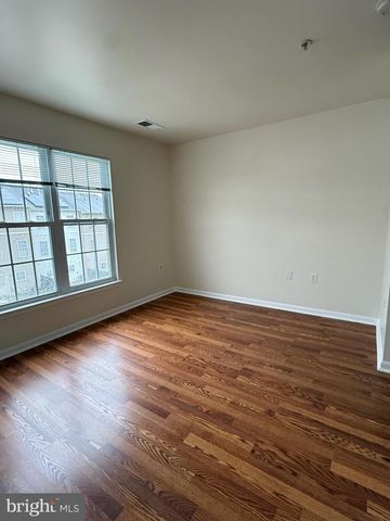 1512 TANNER CT SE, Washington, DC 20020