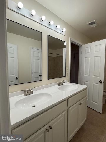 1512 TANNER CT SE, Washington, DC 20020