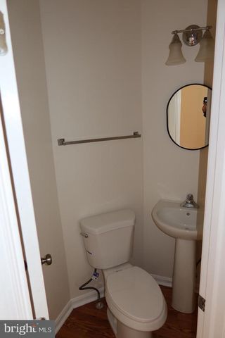 1512 TANNER CT SE, Washington, DC 20020