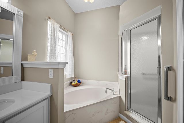 1940 Bluebonnet Way, Fleming Island, FL 32003